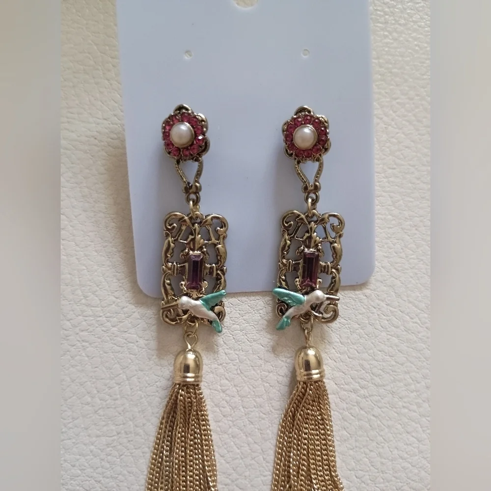 Beautiful Earing With Birds